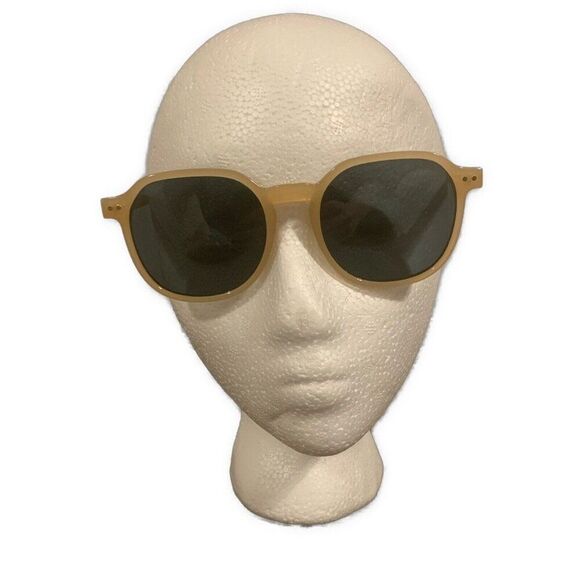 Martha Stewart Round Beige Clear Frame Black Lens Sunglasses #31 - Picture 1 of 3